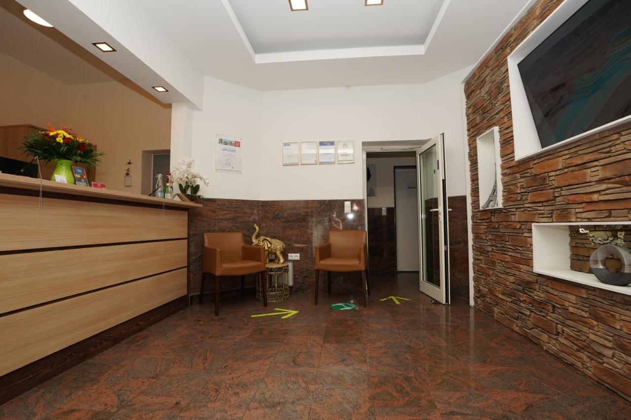 Hotel Little Paris Франкфурт-на-Майні Екстер'єр фото